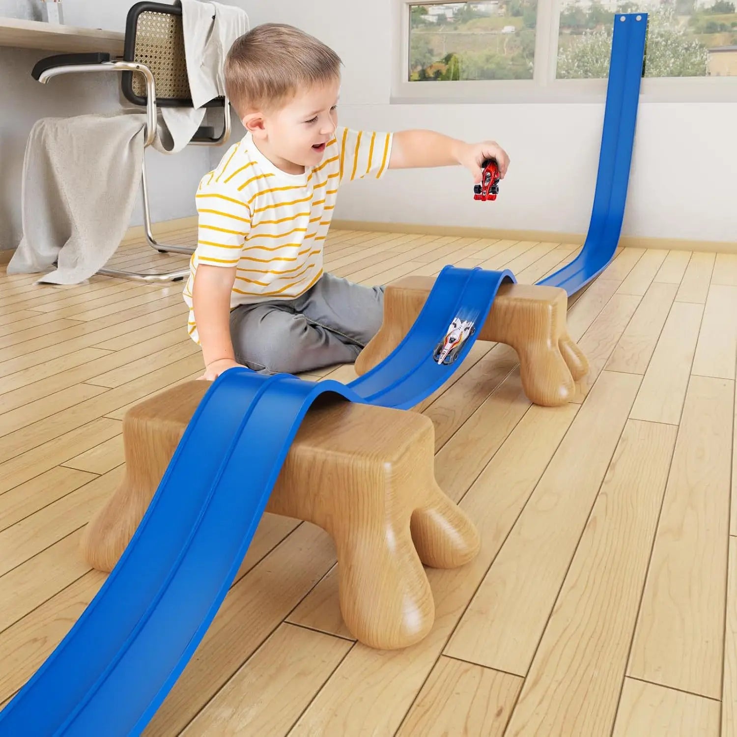 Flexible Race Track 15ft - Car Ramp with Suction Cups - MamaNest