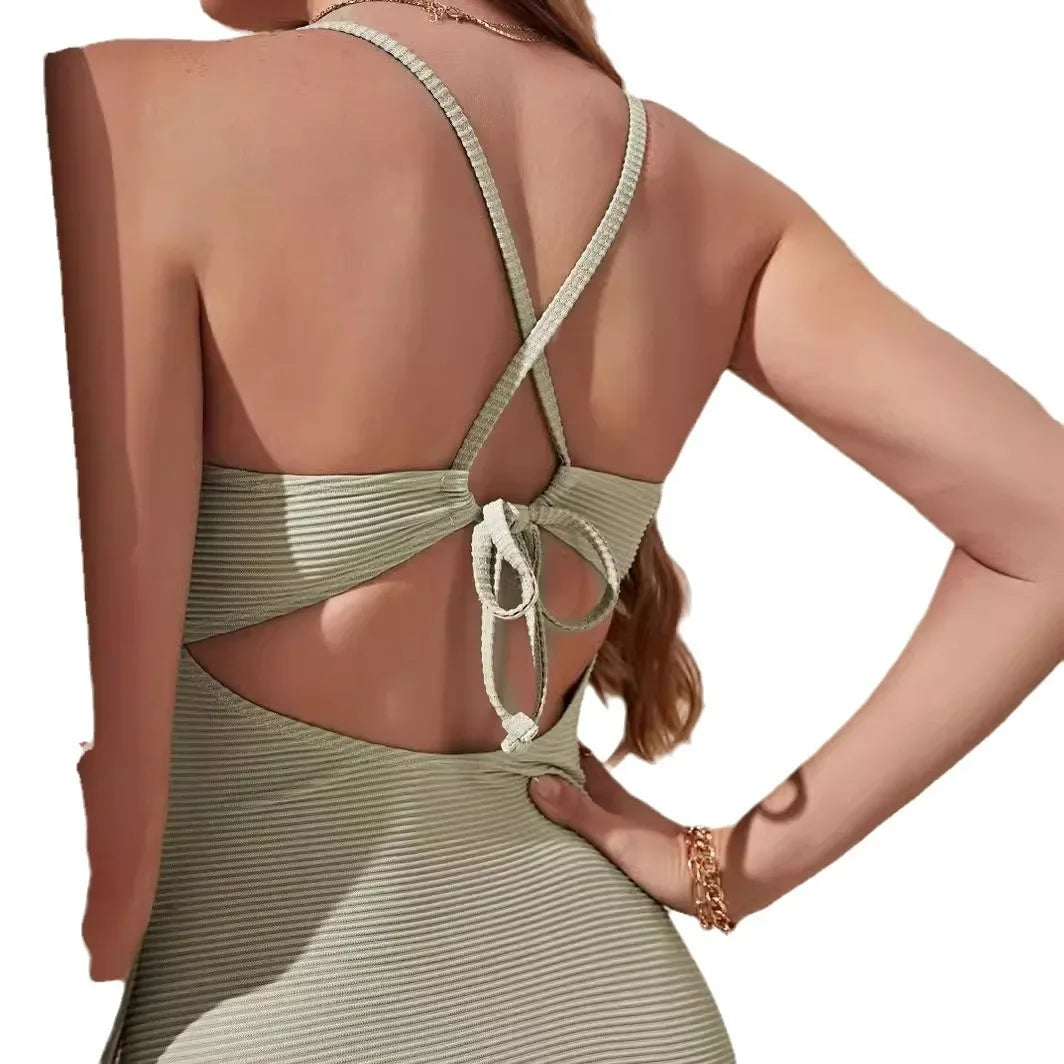 Maternity Swimsuit - Ruffled One-Piece for Pregnant Women - MamaNest